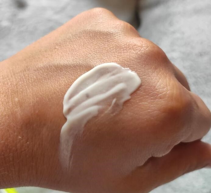 Photo of cream on hands, experience of using Exodermin