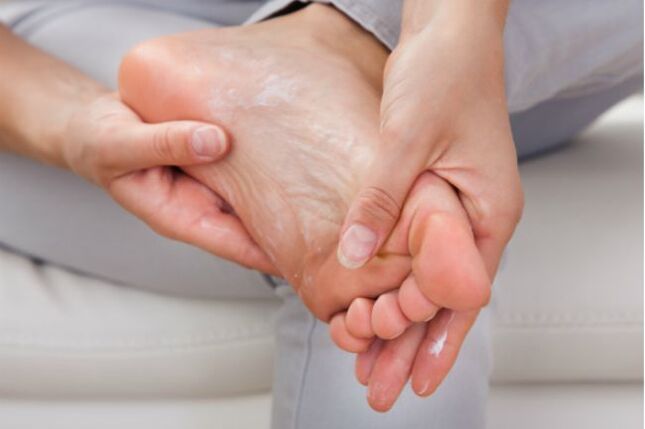 Antifungal creams and drops can help treat the initial stages of toenail fungus
