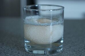 Ointment for treating fungi with apple cider vinegar